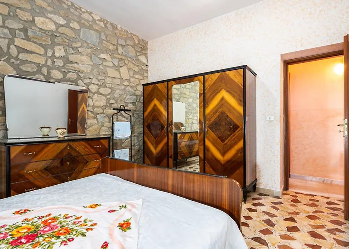 Casa Di Filippa A בית נופש גנג'י